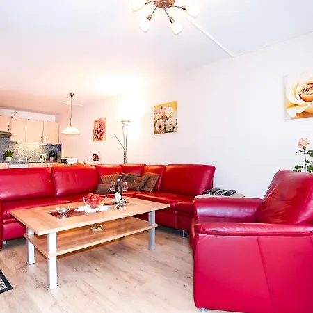 Apartment Fewo Am Meer, Mit Schwimmbad Und Sauna *